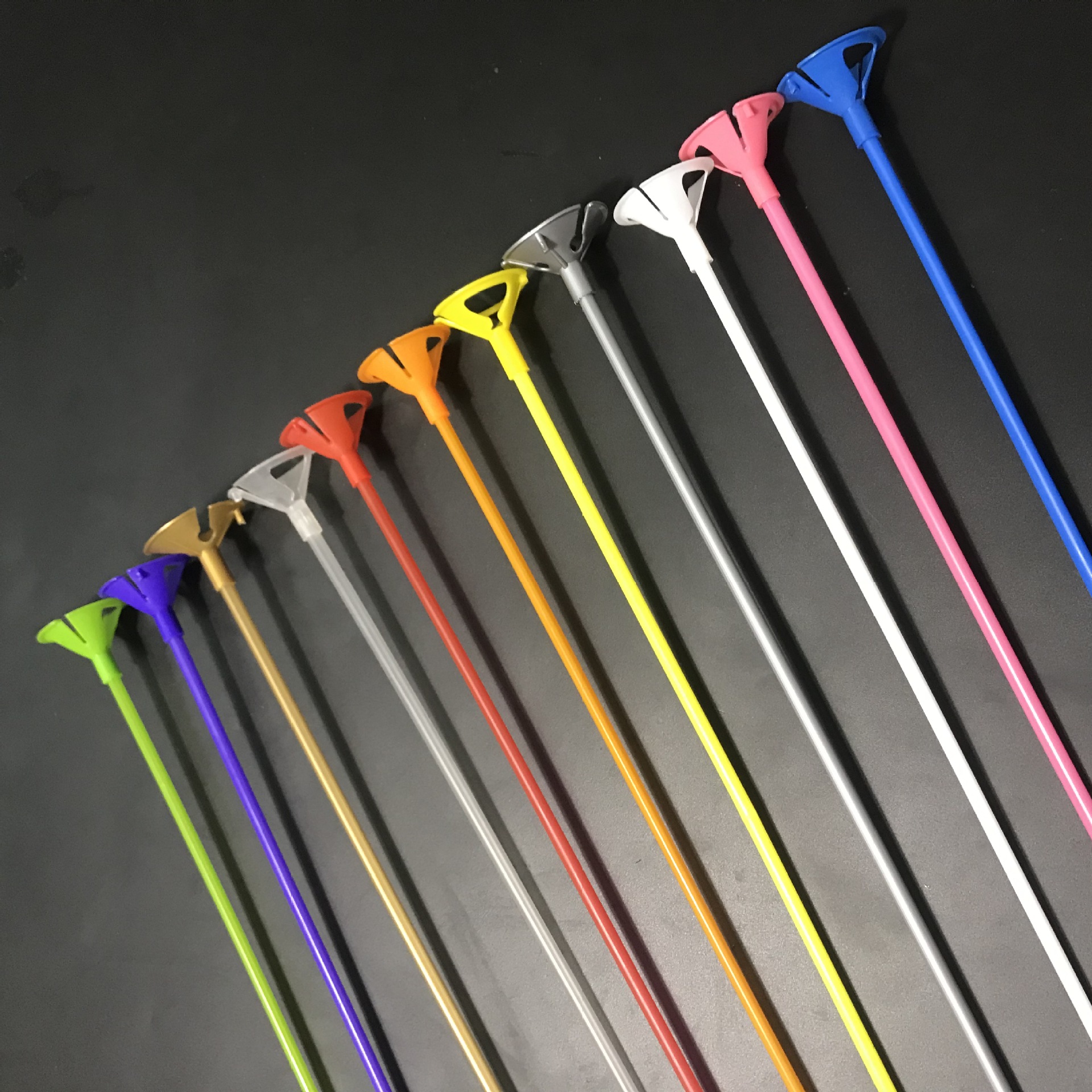 Balon plastik çubukların özellikleri nelerdir?