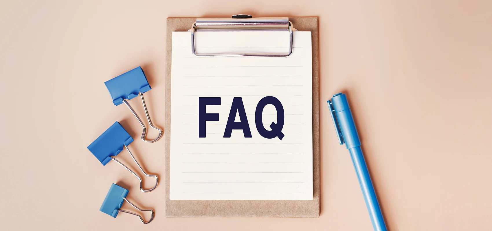 50. doğum günü balon süsleme seti kurulum aletlerini içeriyor mu? Acemi bunu hızlı bir şekilde ayarlayabilir mi?