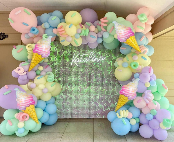 Macaron dondurma balon kemer çelenk